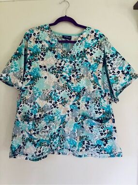 Women's Tafford Scrub Top short Sleeve Size XL